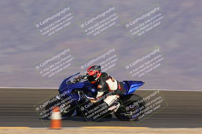 media/Dec-17-2022-SoCal Trackdays (Sat) [[224abd9271]]/Turn 12 Inside Distant (1025am)/